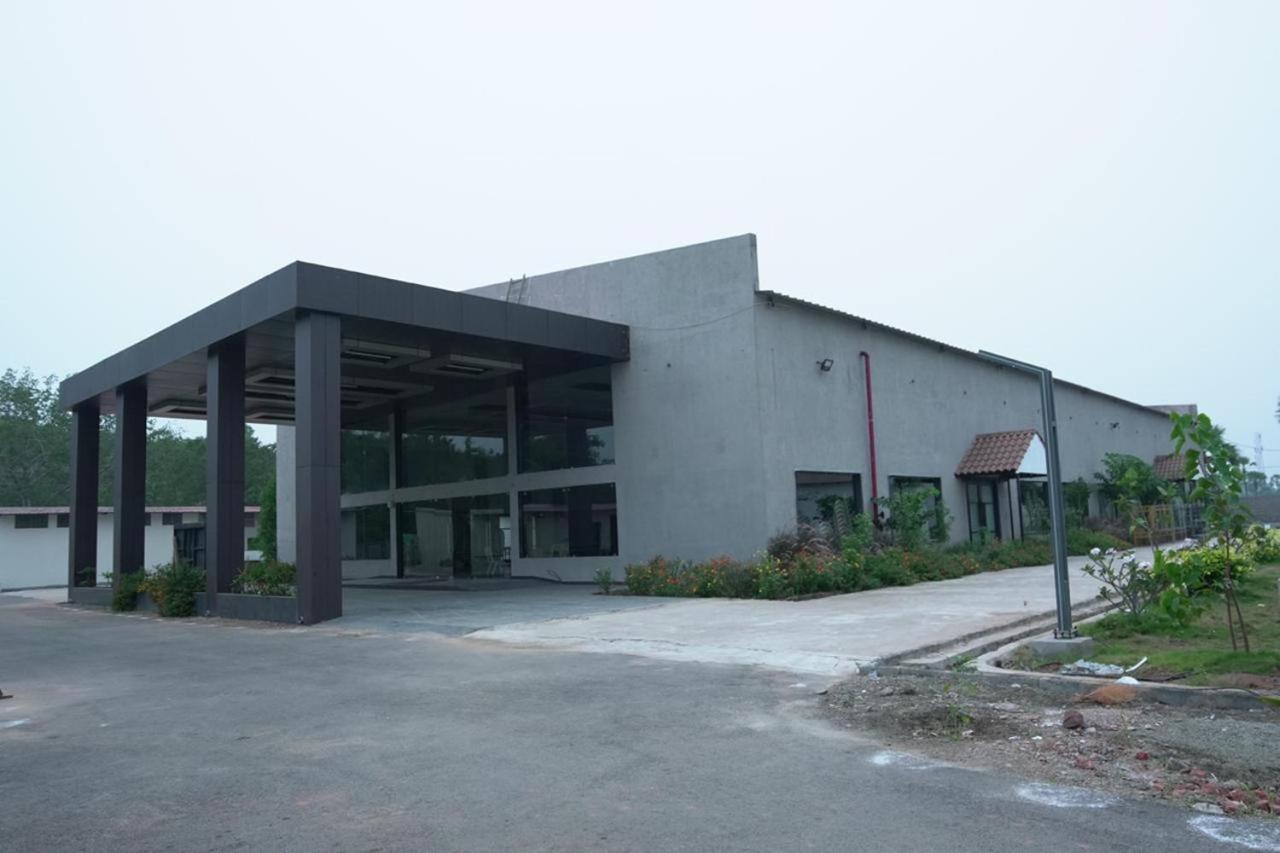 One Resorts & Convention Annavaram Zewnętrze zdjęcie